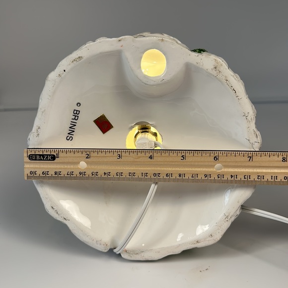 Brinn’s 1988 One Bunny Lane Ceramic Easter Tree House - Light Included - Picture 16 of 16